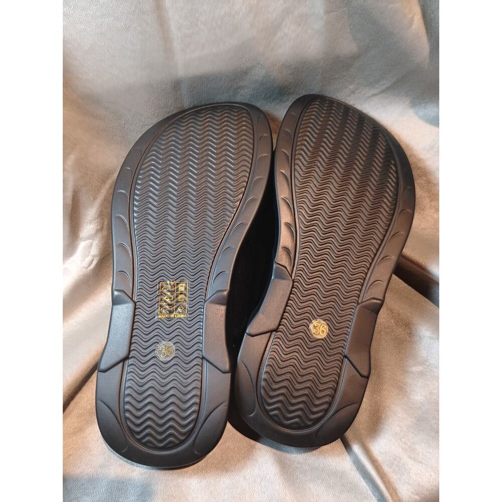 Cosy Island Women’s Black Comfort Slide Sandals Size 6 NWOB Slip‑On Casual - Picture 4 of 4